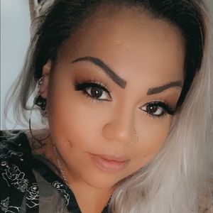 Meet your Posher, Jazmin